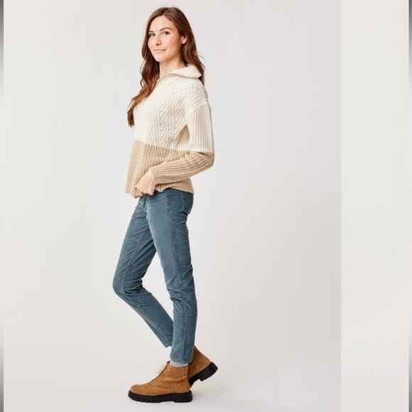 NWOT Brookline Quarter Zip Sweater 🍂 - Picture 4 of 10